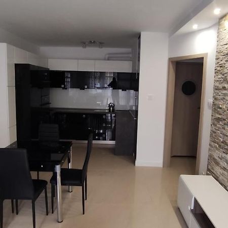 Ferienwohnung Apartament „Nad Jeziorkiem“ Kętrzyn Exterior foto