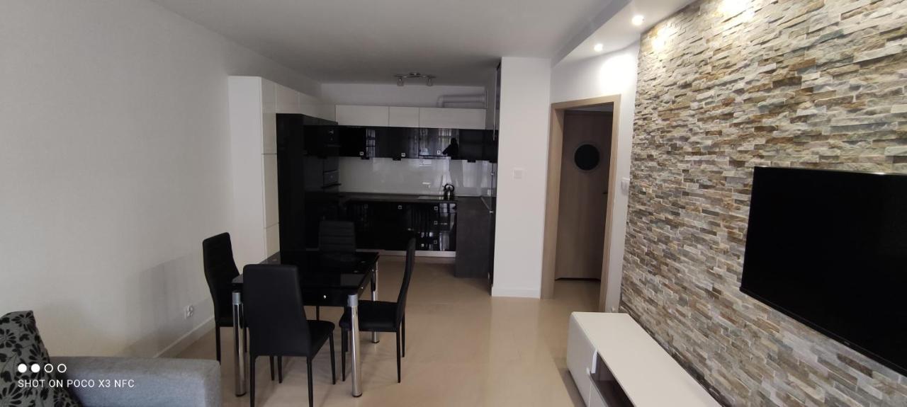 Ferienwohnung Apartament „Nad Jeziorkiem“ Kętrzyn Exterior foto