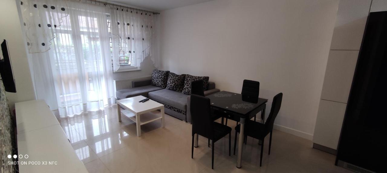 Ferienwohnung Apartament „Nad Jeziorkiem“ Kętrzyn Exterior foto